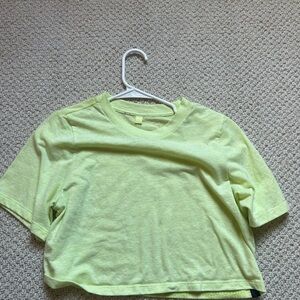 Lululemon tshirt